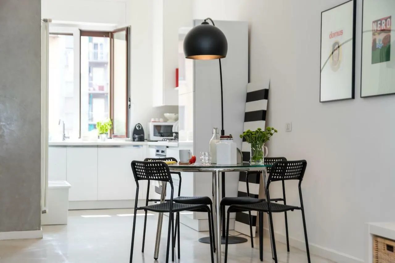 Lovely Cenisio Apartment Milan