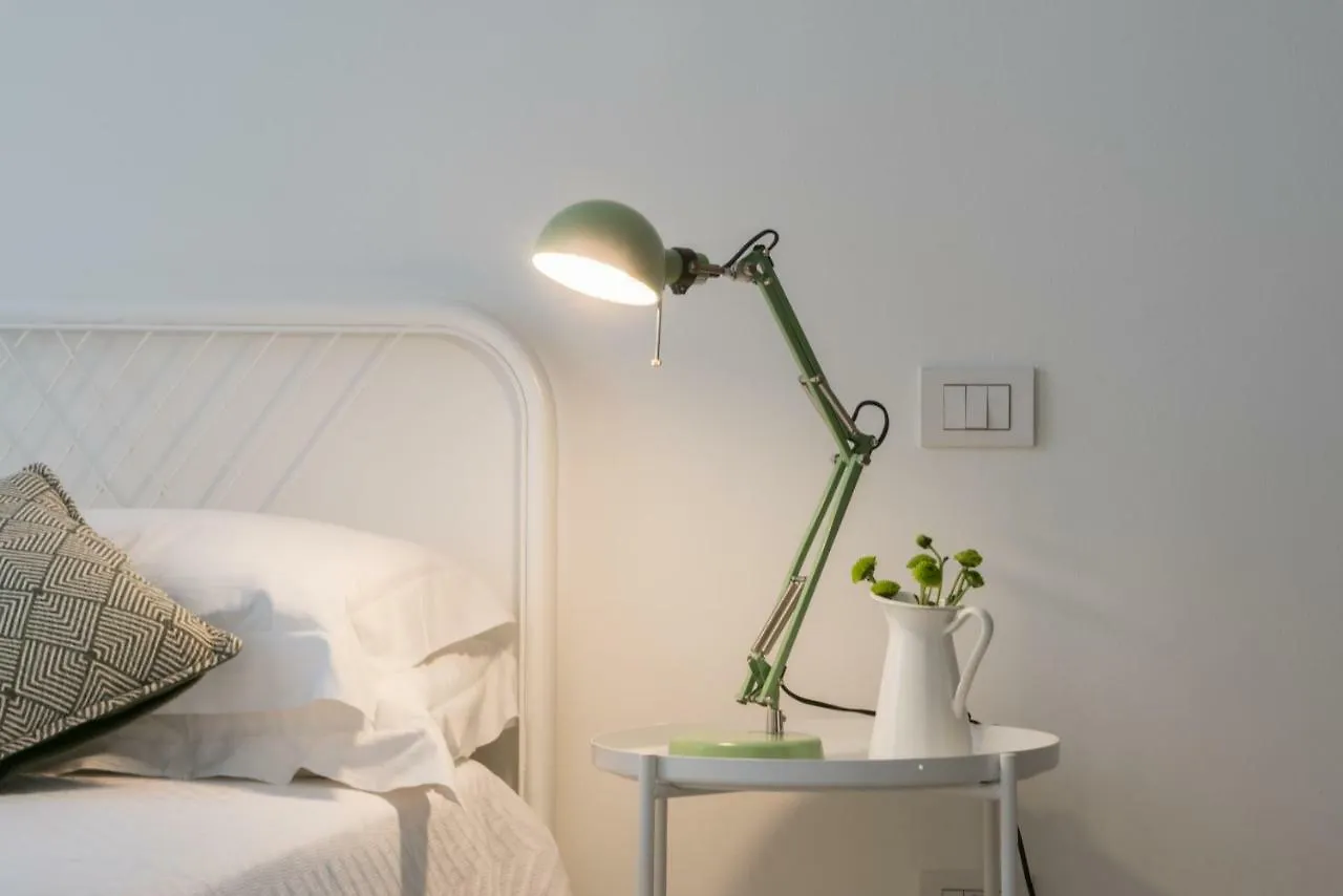 Lovely Cenisio Apartment Milan 0*,